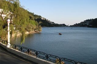 Nainital_Lake